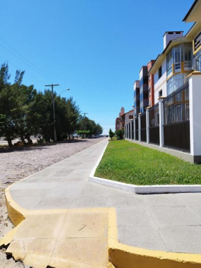 Apartamento no condomínio Mediterranée- 3 quadras do mar- 1 dormitório em Capão Novo